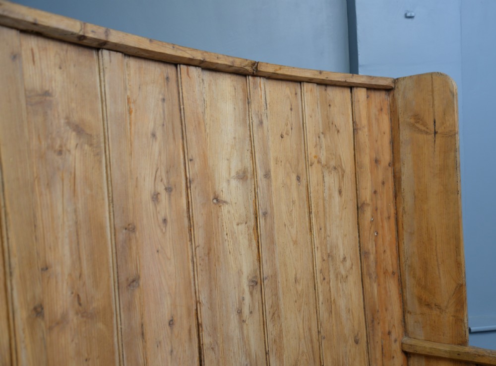 Charming 19th Century Stripped Pine Settle View XXVII