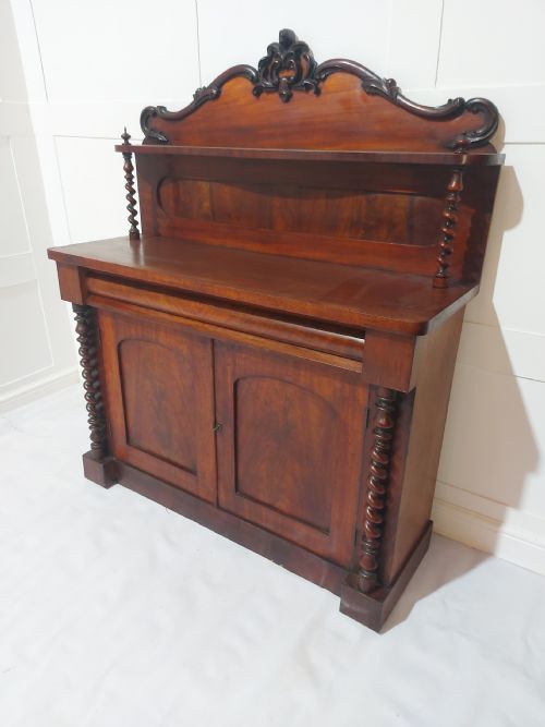 ANTIQUE VICTORIAN MAHOGANY CURL CHIFFIONIER C18801900 - ADDITIONAL PHOTO 1