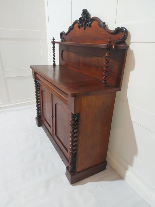ANTIQUE VICTORIAN MAHOGANY CURL CHIFFIONIER C18801900 - ADDITIONAL PHOTO 2