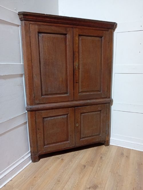 ANTIQUE GEORGE II OAK FREE STANDING CORNER CUPBOARD C174060 - ADDITIONAL PHOTO 2