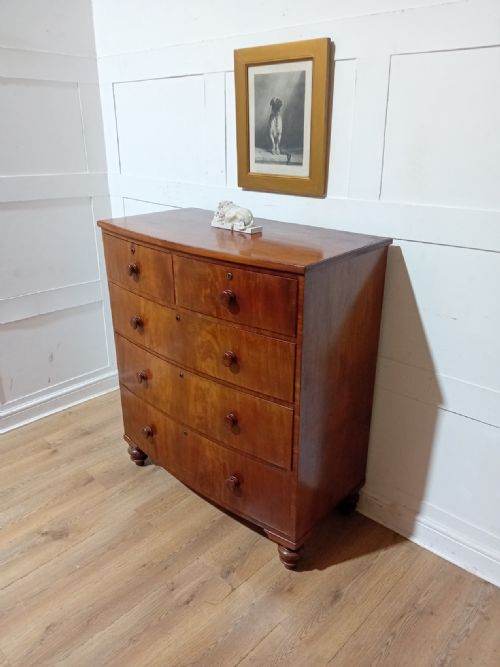 ANTIQUE WILLIAM IV BOW FRONT CHEST OF DRAWERS C183037 - ADDITIONAL PHOTO 1