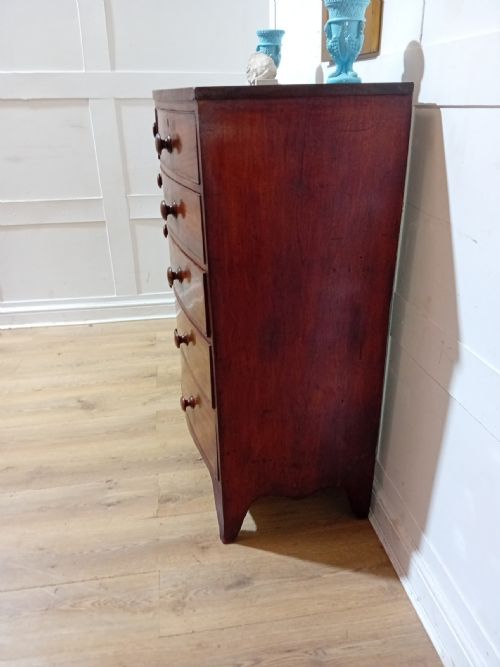 ANTIQUE GEORGIAN MAHOGANY BOW FRONT CHEST OF DRAWERS C182030 - ADDITIONAL PHOTO 3
