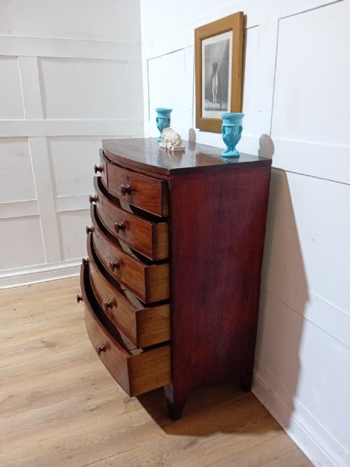 ANTIQUE GEORGIAN MAHOGANY BOW FRONT CHEST OF DRAWERS C182030 - ADDITIONAL PHOTO 12