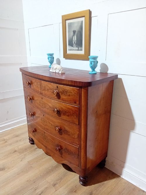 ANTIQUE VICTORIAN MAHOGANY BOW FRONT CHEST OF DRAWERS C187090 - ADDITIONAL PHOTO 2