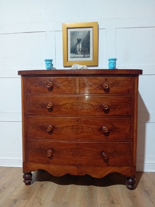 ANTIQUE VICTORIAN MAHOGANY BOW FRONT CHEST OF DRAWERS C187090 - ADDITIONAL PHOTO 6