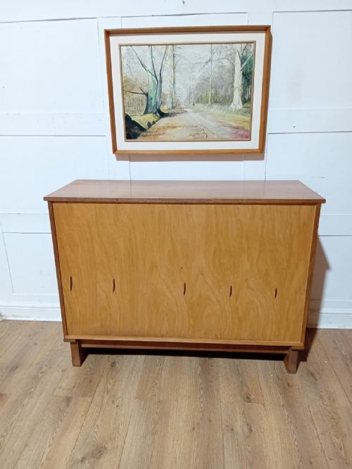 ANTIQUE COTSWOLD SCHOOL OAK SIDEBOARD BY ARTHUR BASIL REYNOLDS - ADDITIONAL PHOTO 17