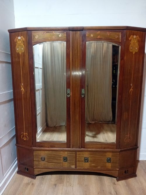 GLASGOW SCHOOL WYLIE LOCHHEAD OF GLASGOW WARDROBE DESIGNED BY E A TAYLOR RARE ARTS CRAFTS WARDROBE - ADDITIONAL PHOTO 2