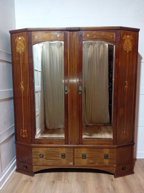GLASGOW SCHOOL WYLIE LOCHHEAD OF GLASGOW WARDROBE DESIGNED BY E A TAYLOR RARE ARTS CRAFTS WARDROBE - ADDITIONAL PHOTO 3