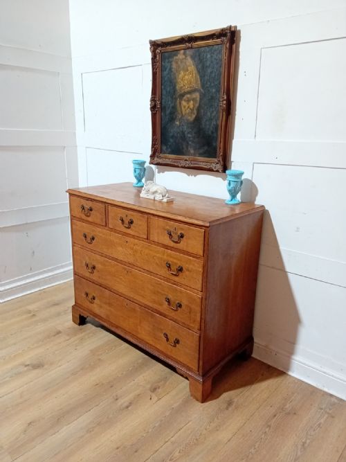 ANTIQUE GEORGE III OAK CHEST OF DRAWERS C176080 - ADDITIONAL PHOTO 1