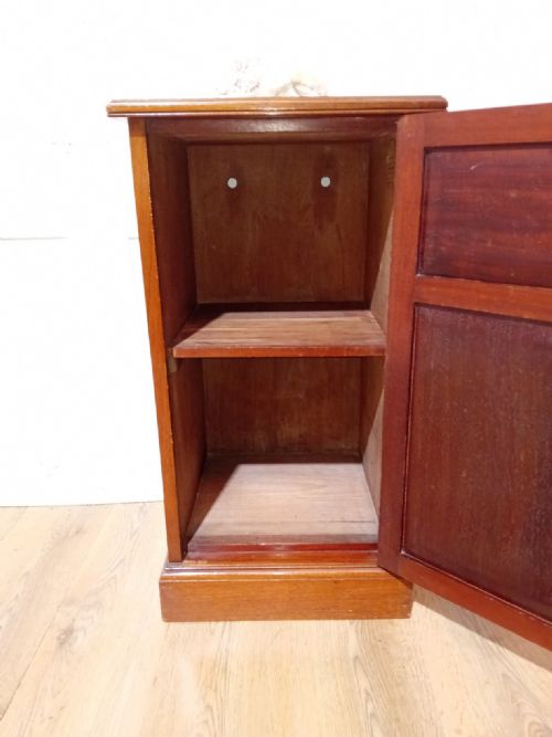 HOWARD SONS MAHOGANY POT CUPBOARD - ADDITIONAL PHOTO 7