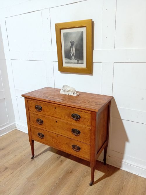 arts crafts victorian oak chest of drawers c18801900 - CATEGORY: ANTIQUE CHEST OF DRAWERS - DATED 1880