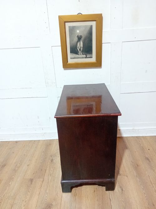 ANTIQUE GEORGE III CURL MAHOGANY CHEST OF DRAWERS C177090 - ADDITIONAL PHOTO 8