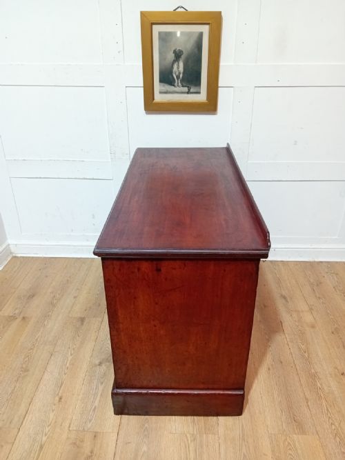 ANTIQUE VICTORIAN MAHOGANY CHEST OF DRAWERS C18801900 - ADDITIONAL PHOTO 10
