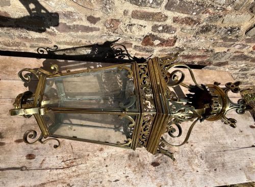 LARGE BRASS LANTERN WITH DOOR - ADDITIONAL PHOTO 3
