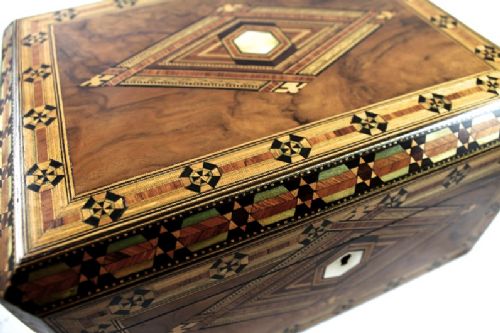 Figured Walnut Table Box