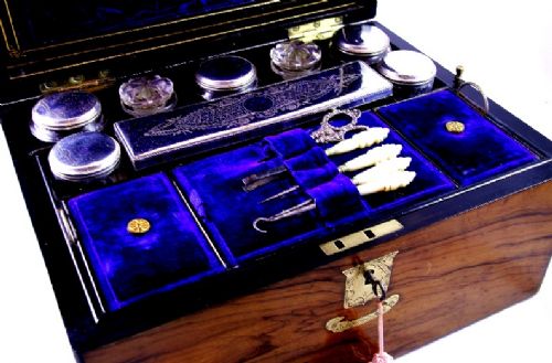 Olive Wood Vanity Box