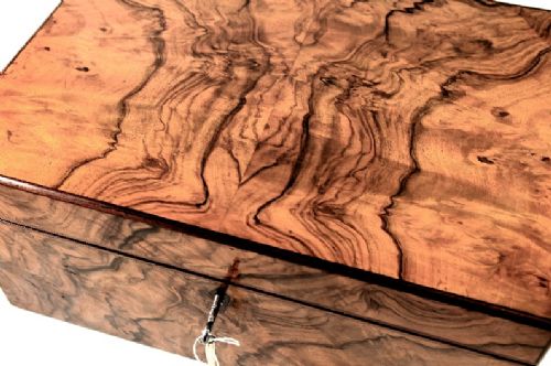 Walnut Ladies Box