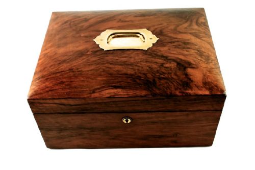 Walnut Ladies Box