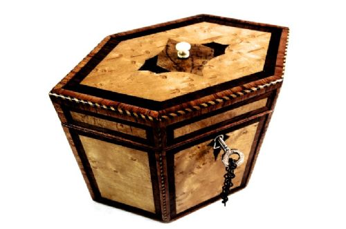 Octagonal Tea Caddy C.1790