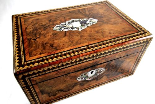 fig 1. Burr Walnut Table Box c.1860