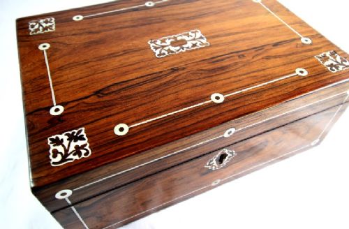 fig 1. Rosewood Table Box C.1840
