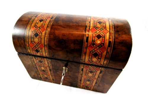 Burr Walnut Tea Caddy C.1860