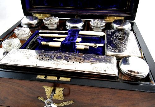 Burr Walnut Vanity Box C.1860