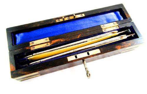 fig 1. Victorian Razor Box c.1870