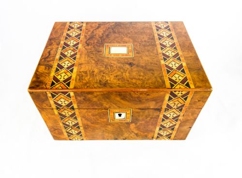 fig 1. Burr Walnut Table Box c.1870