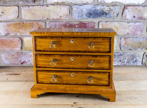 Satinwood Chest of Drawers C.1900