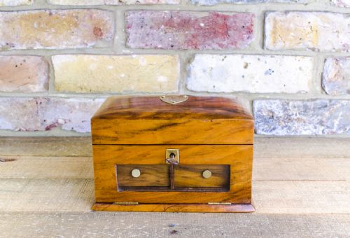 Figured Walnut Jewellery Box C.1890