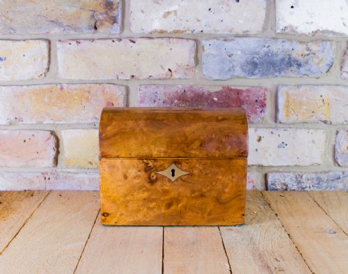 Burr Walnut Twin Tea Caddy C.1860