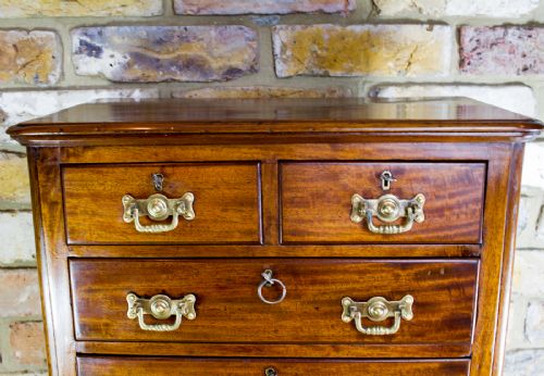 MAHOGANY CHEST OF DRAWERS C1890 - ADDITIONAL PHOTO 6