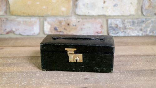 Green Leather Jewellery Box C.1920