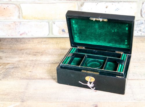 Green Leather Jewellery Box - Makers Label