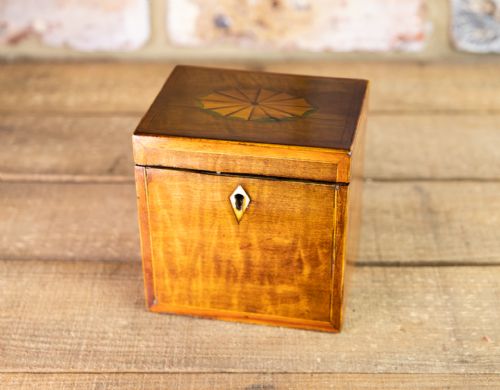 Fiddle Back Georgian Mahogany Tea Caddy 1810