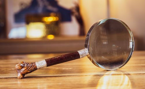 Terrier Wood & Silver Magnifying Glass 1907