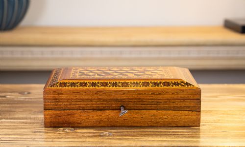 TUNBRIDGE WARE TABLE BOX 1880 - ADDITIONAL PHOTO 4