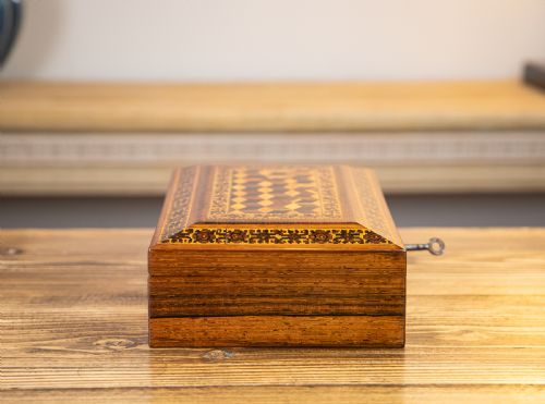 TUNBRIDGE WARE TABLE BOX 1880 - ADDITIONAL PHOTO 3
