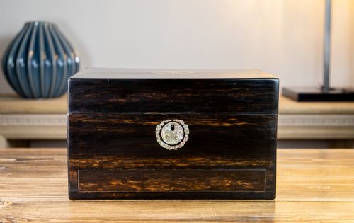 Coromandel Vanity Box 1860