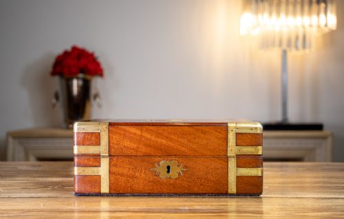 Solid Mahogany Campaign Box 1810