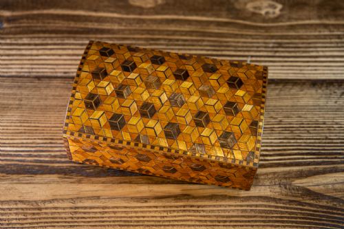 Decorative Straw Work Box 1920'S