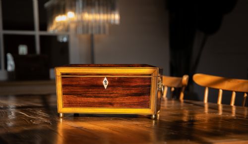 Stunning Rosewood & Satinwood Jewellery Box 1820