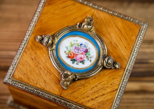 FRENCH KINGWOOD DISPLAY BOX 1860 - ADDITIONAL PHOTO 6