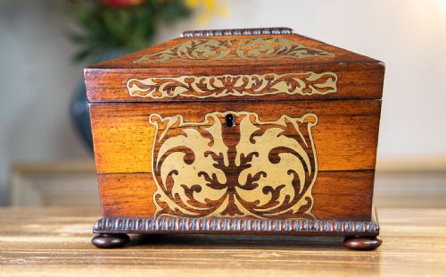 fig 1. Rosewood William IV Tea Caddy