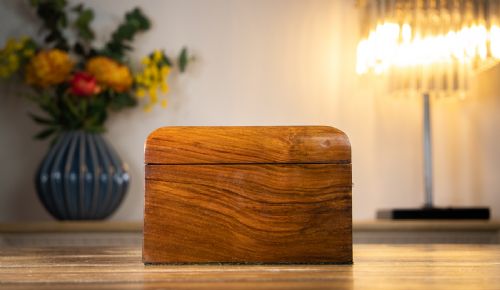FIGURED WALNUT WORK BOX 1880 - ADDITIONAL PHOTO 4