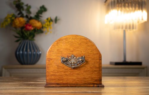 GOLDEN OAK TAMBOUR CIGAR CABINET 1900 - ADDITIONAL PHOTO 5