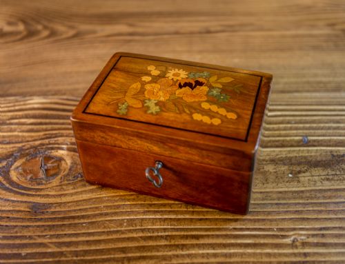 Olivewood Trinket Box 1900