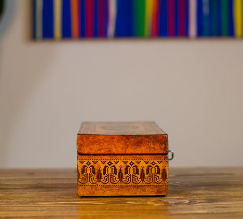 TUNBRIDGE WARE LADIES BOX 1840 - ADDITIONAL PHOTO 2