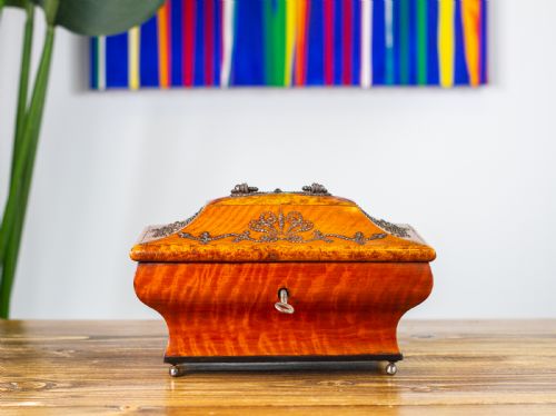 FRENCH SATINWOOD TABLE BOX 1850 - ADDITIONAL PHOTO 1